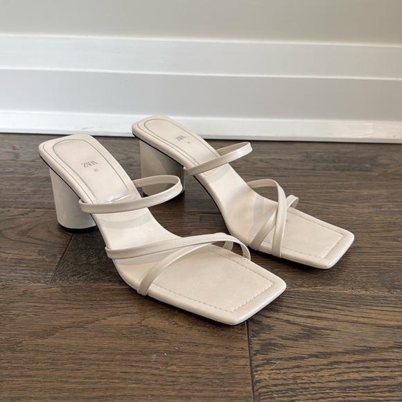 Zara Shoes - Zara strappy sandals size 40